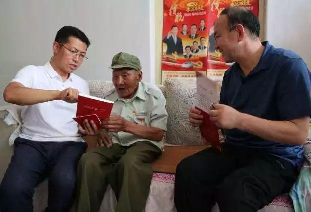 鲜奶运输车找不同